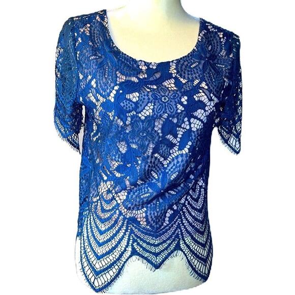 Express Beautiful Top Size S - Picture 2 of 5